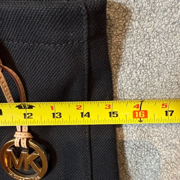 MK bag,Black thick material, leather straps. - Picture 8 of 11